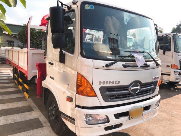 hino-cau