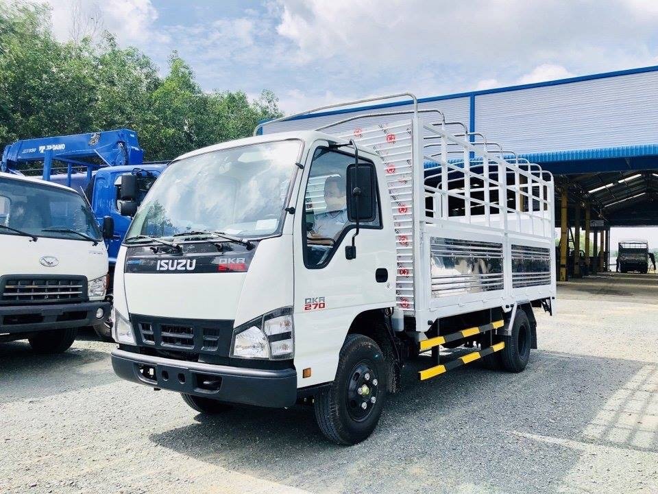 xe-tai-isuzu-qkr-270